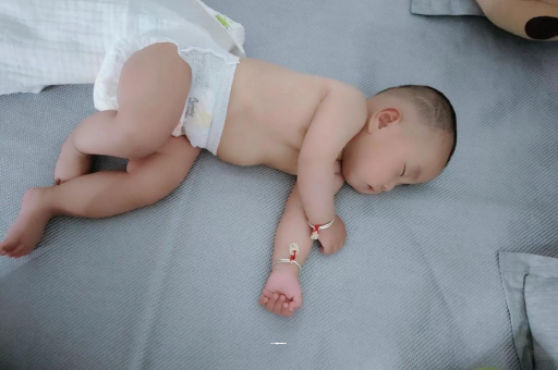响水怀孕多久肚子会胀气